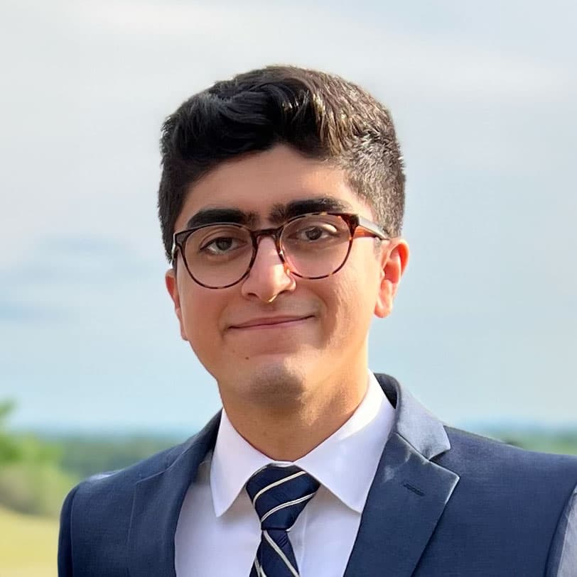 Humza Iqbal headshot